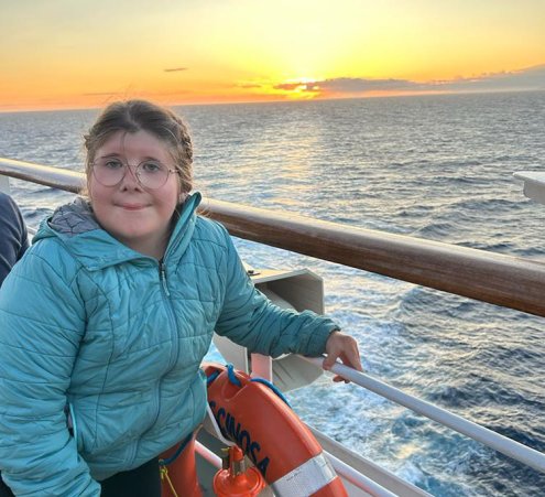Chlo&eacute; r&ecirc;ve de dormir &agrave; bord d&#039;un bateau