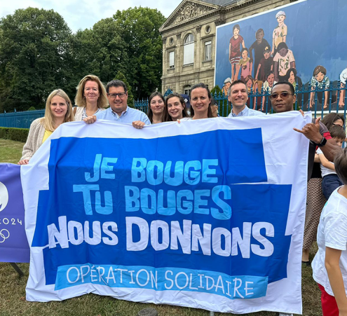 &laquo; Je bouge, tu bouges, nous donnons &raquo;