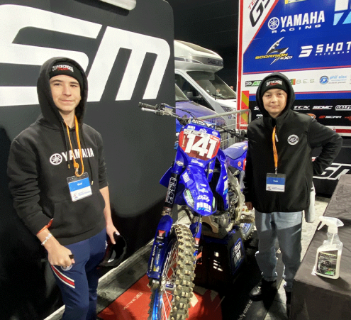 Ga&euml;l et Hugo r&ecirc;vent au Supercross de Paris 