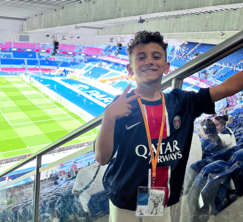 H&eacute;di r&eacute;alise son r&ecirc;ve au Parc des Princes