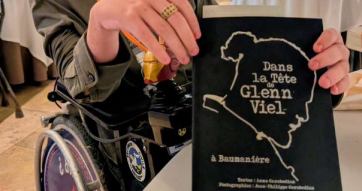 D&eacute;jeuner &agrave; l'Oustau de Baumani&egrave;re