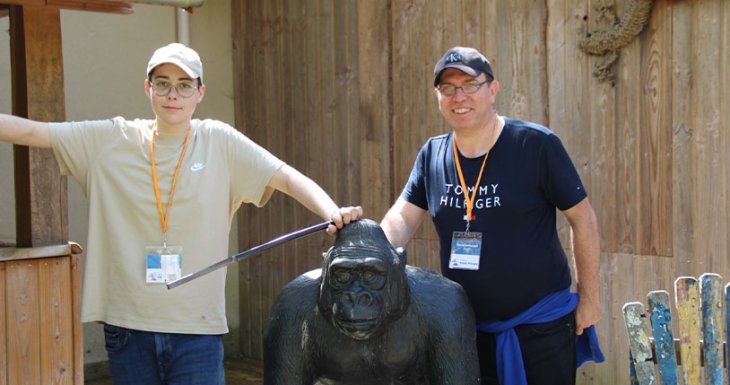 Jean r&ecirc;ve de rencontrer des chimpanz&eacute;s 